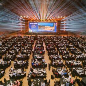 1800 khách hàng lấp đầy nhà thi đấu tỉnh Hà Nam, nơi diễn ra sự kiện mở bán Art Residence